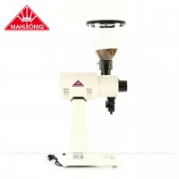 Vorschau: Kaffeemühle, Farbe weiss, 83 cm hoch mit einem Trichterinhalt von ca. 1.500 g, EAN-Code: 0000000002248 ## Weitergehende Informationen und technische... Vorschau: Kaffeemühle, Farbe weiss, 83 cm hoch mit einem Trichterinhalt von ca. 1.500 g, EAN-Code: 0000000002248 ## Weitergehende Informationen und technische Details finden Sie auch auf der Webseite des Herstellers bzw. Rösters: <a href="https://www.mahlkoenig.d