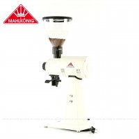 Vorschau: Kaffeemühle, Farbe weiss, 83 cm hoch mit einem Trichterinhalt von ca. 1.500 g, EAN-Code: 0000000002248 ## Weitergehende Informationen und technische... Vorschau: Kaffeemühle, Farbe weiss, 83 cm hoch mit einem Trichterinhalt von ca. 1.500 g, EAN-Code: 0000000002248 ## Weitergehende Informationen und technische Details finden Sie auch auf der Webseite des Herstellers bzw. Rösters: <a href="https://www.mahlkoenig.d