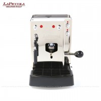 Espressomaschine für ESE-Pads (44 mm Standardpads) mit Milchaufschäumer, Edelstahl mit Seitenteilen ebenfalls in Edelstahl, EAN-Code: 8021103700125 Espressomaschine für ESE-Pads (44 mm Standardpads) mit Milchaufschäumer, Edelstahl mit Seitenteilen ebenfalls in Edelstahl, EAN-Code: 8021103700125